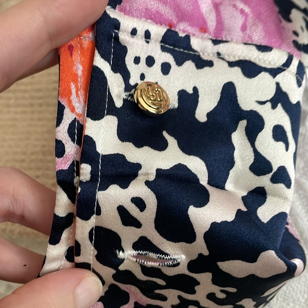 ST. JOHN silk floral leopard print blouse roses peony - Picture 15 of 17